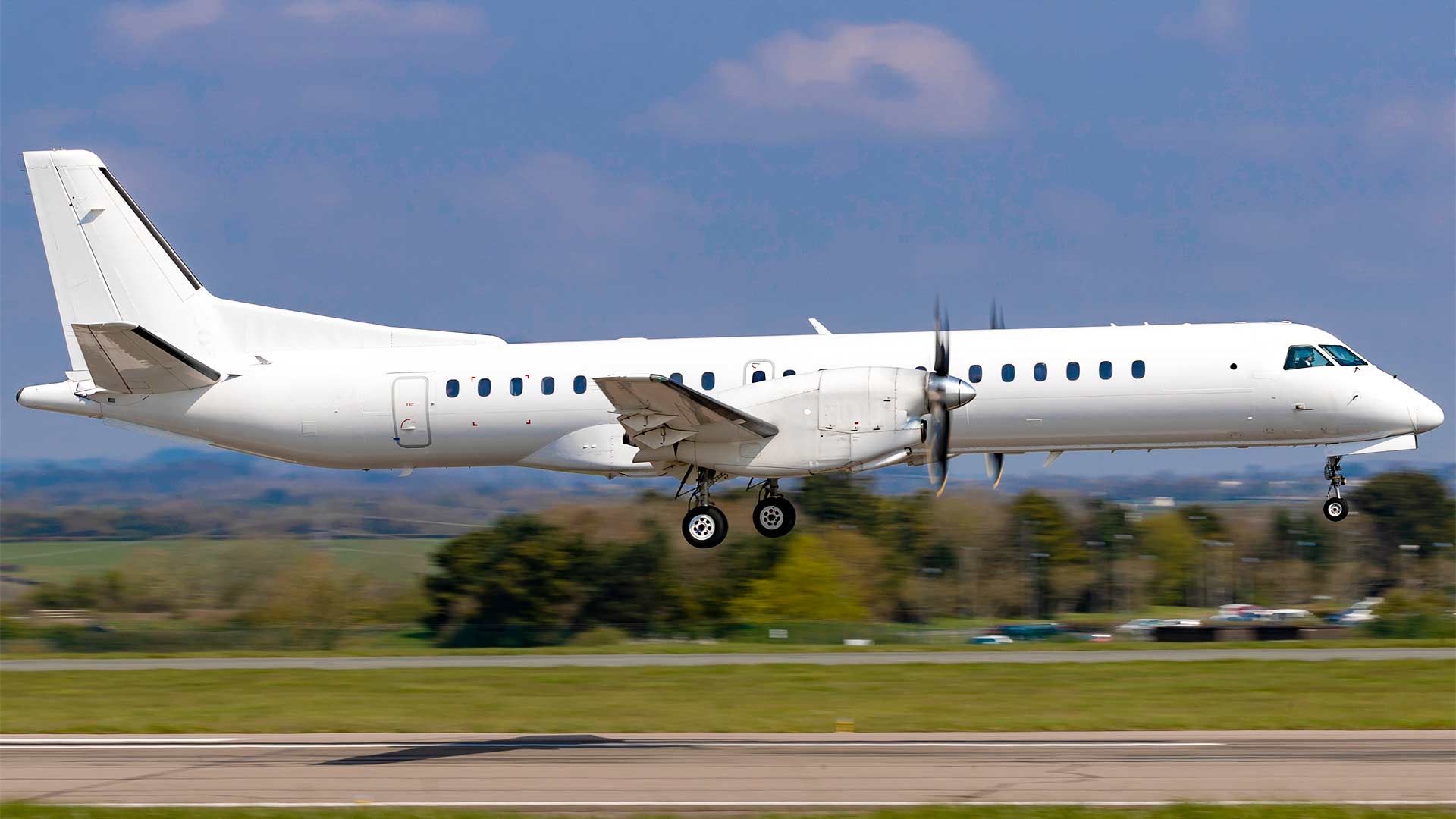 Saab 2000